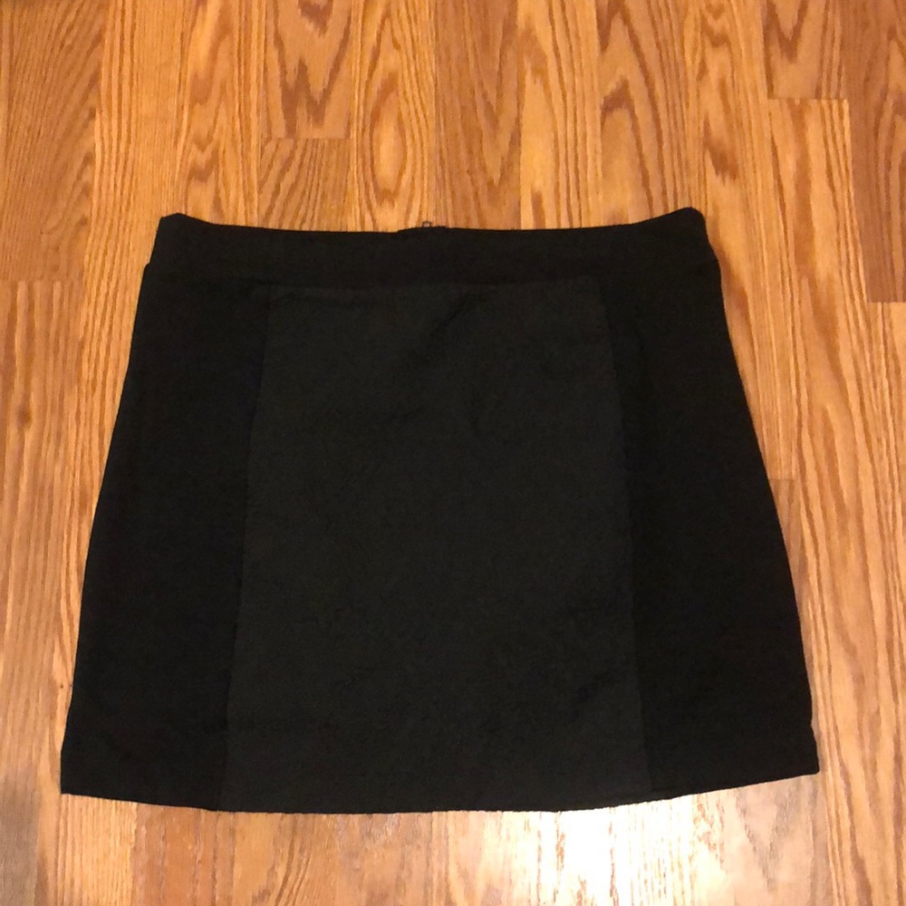 American Eagle Black Skirt